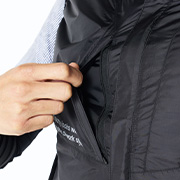 右胸隠しファスナーポケット