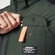 ハーネスフックハンガー取付ベルト&取り出し口