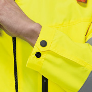 カフスアジャスター