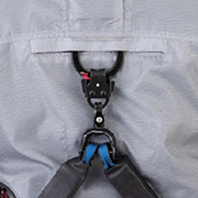 ポケットでバッテリー・リモコンが操作可能