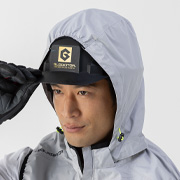 ヘルメット対応フード